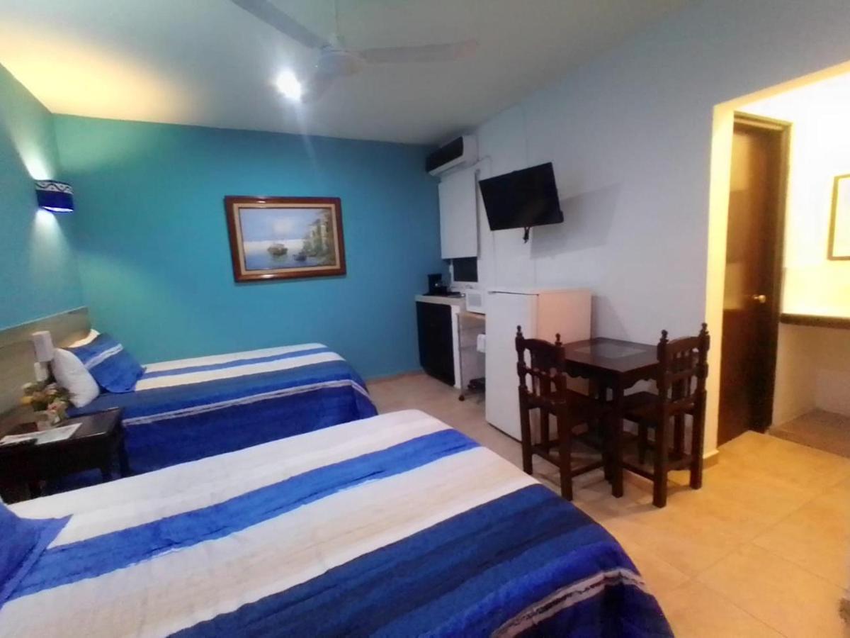 Hotel Acuario Playa Del Carmen Bilik gambar