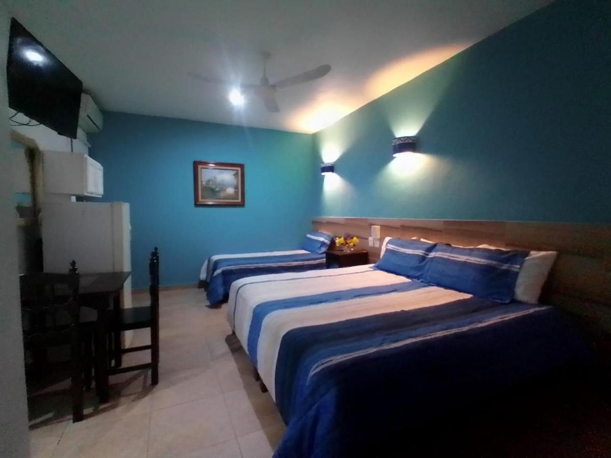 Hotel Acuario Playa Del Carmen Bilik gambar